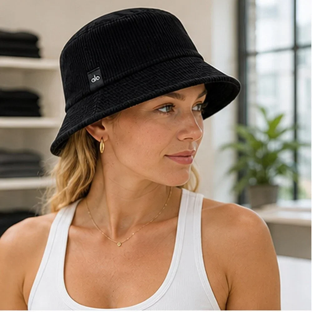 ALO Yoga designed active